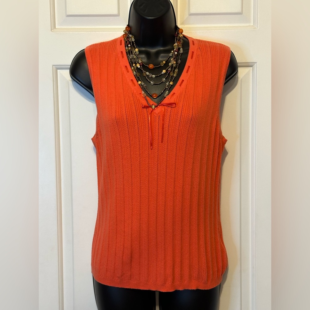 💙ST20-Faded Glory Stretch Knit Top in Vibrant Orange w/ a bow tie.